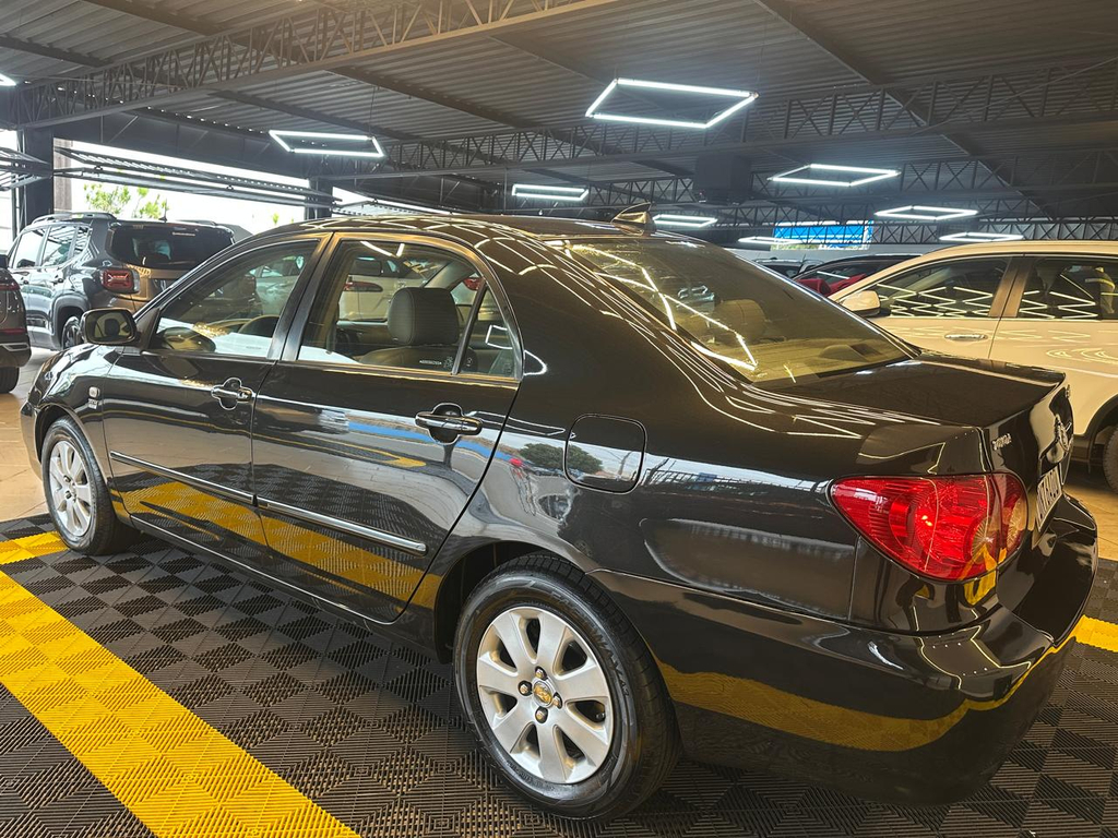 Toyota Corolla Preto