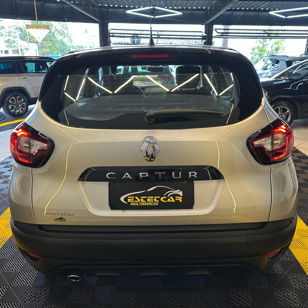 Renault Captur Prata