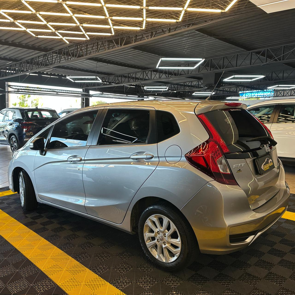 Honda Fit Prata
