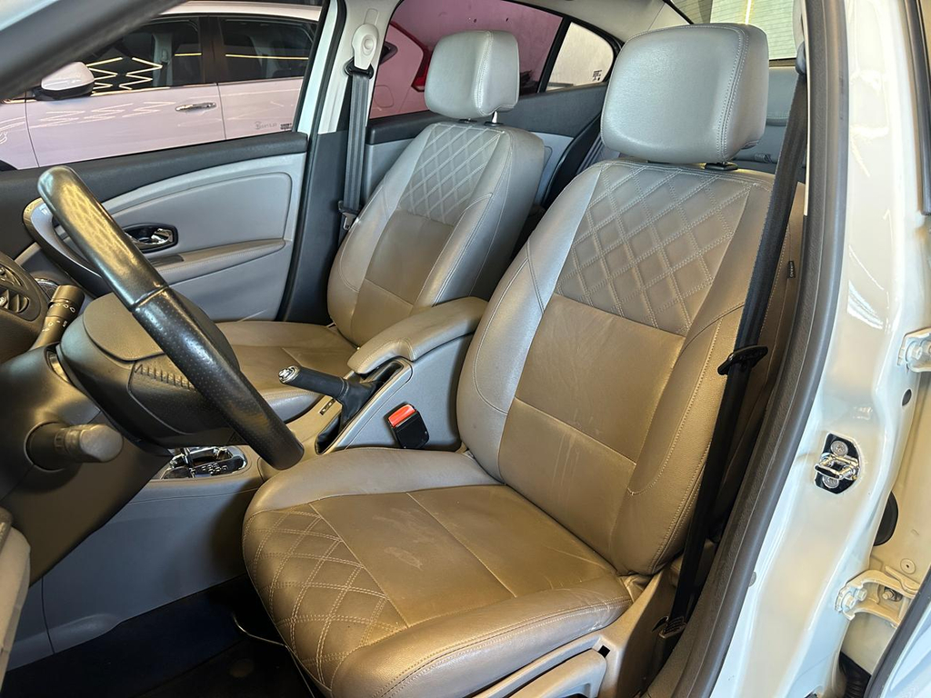 Renault Fluence Branco