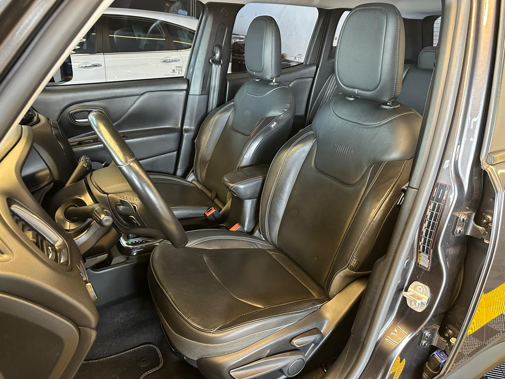 Jeep Renegade Cinza