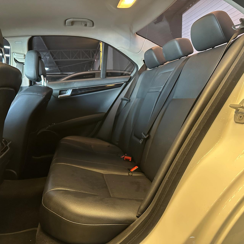 Mercedes Benz C-180 Branco