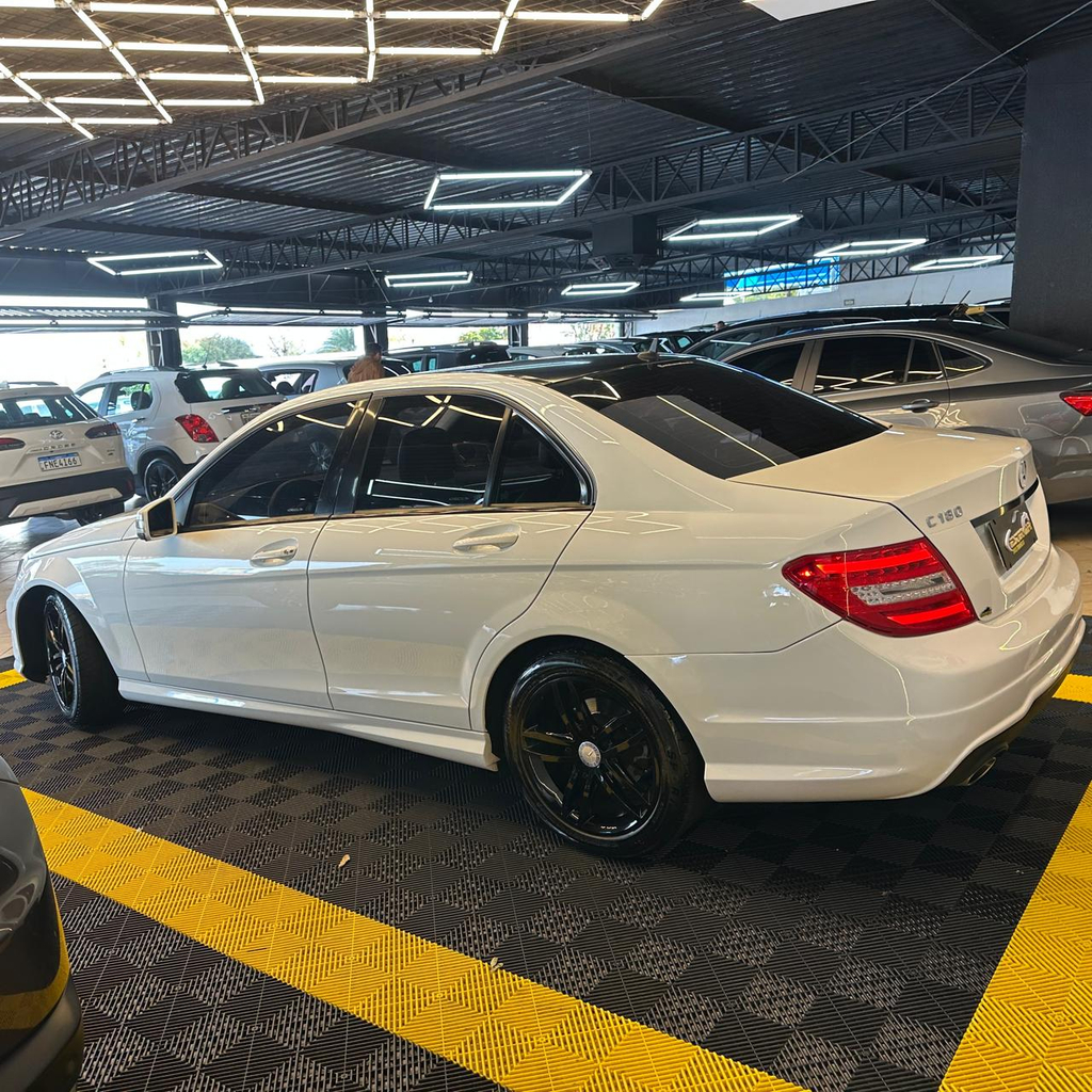 Mercedes Benz C-180 Branco
