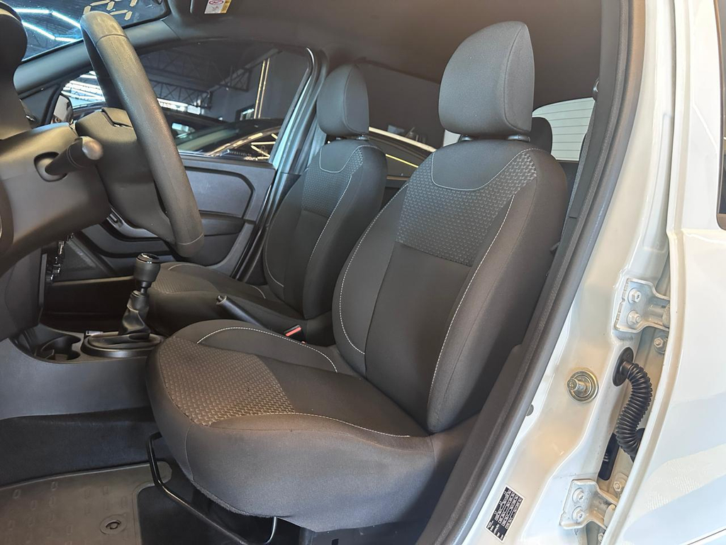 Renault Oroch Branco