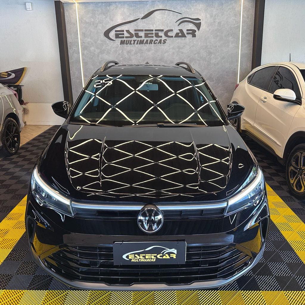 Volkswagen Nivus Preto