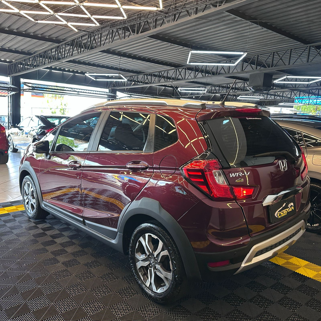 Honda WR-V Vermelho