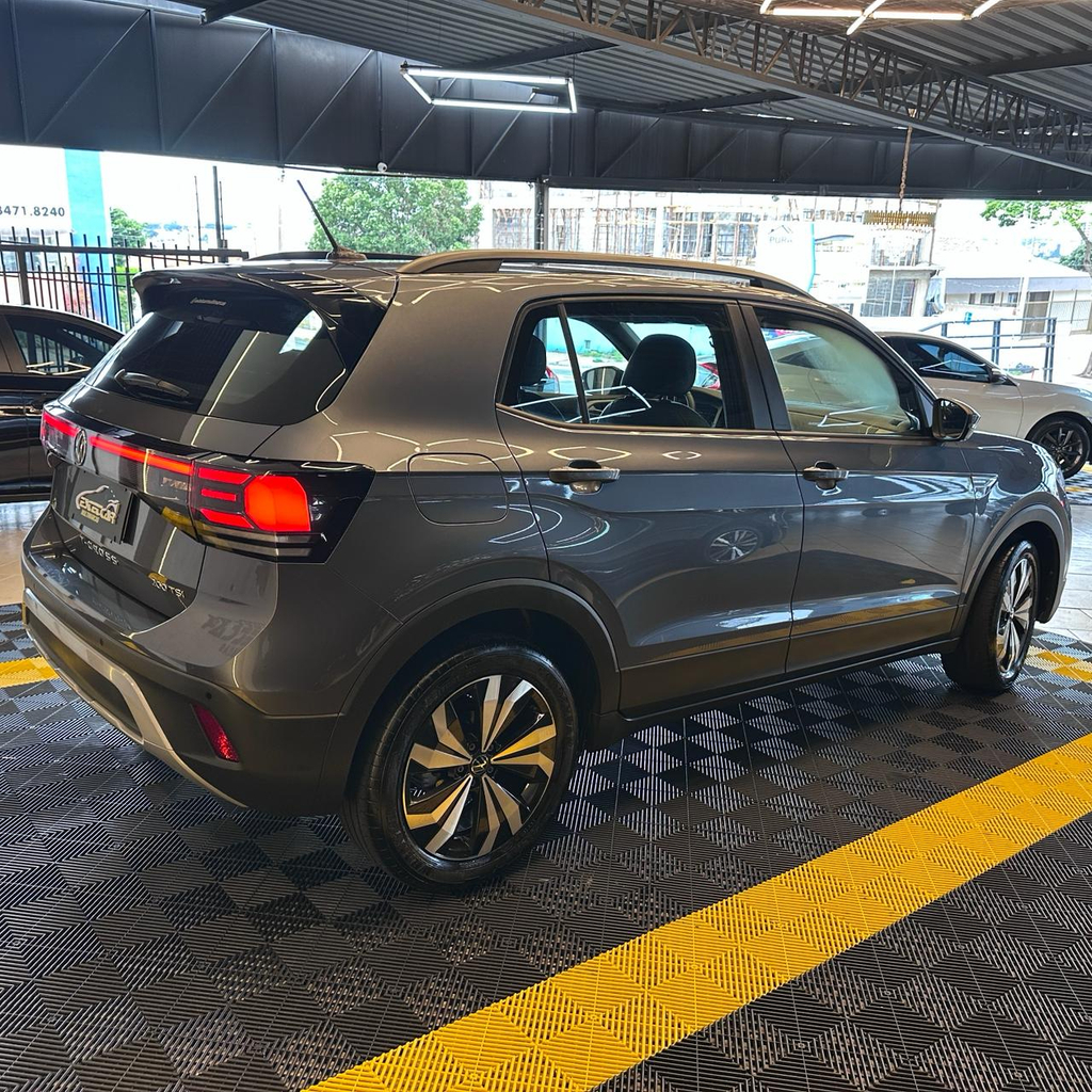 Volkswagen T-Cross Cinza
