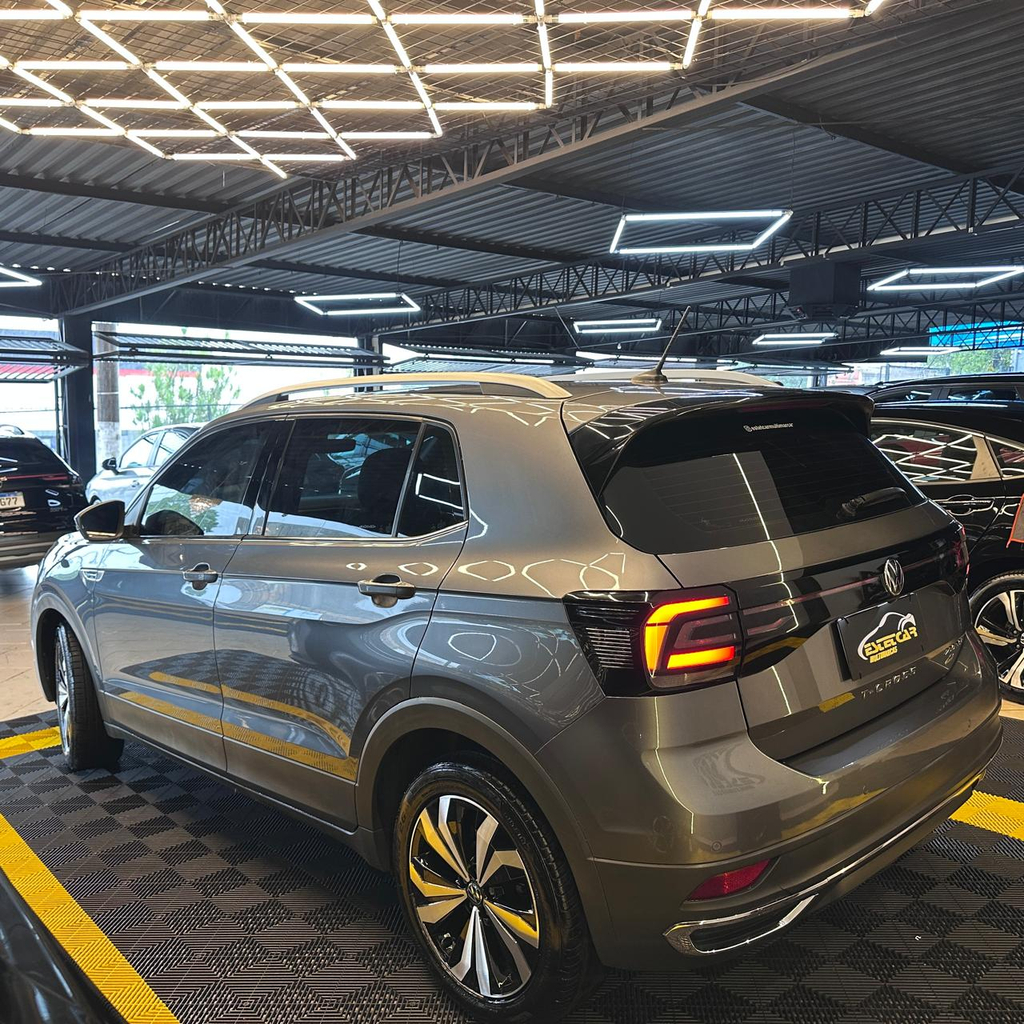 Volkswagen T-Cross Cinza