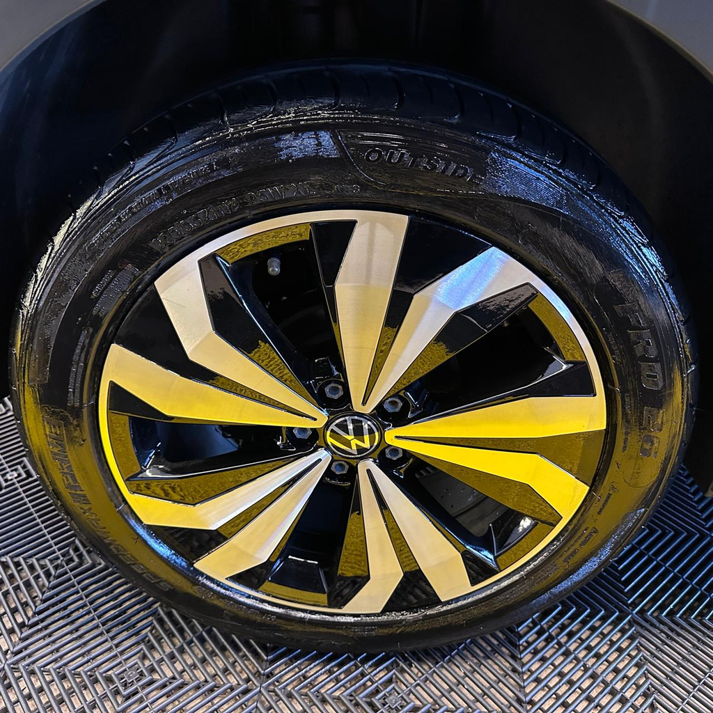 Volkswagen T-Cross Cinza