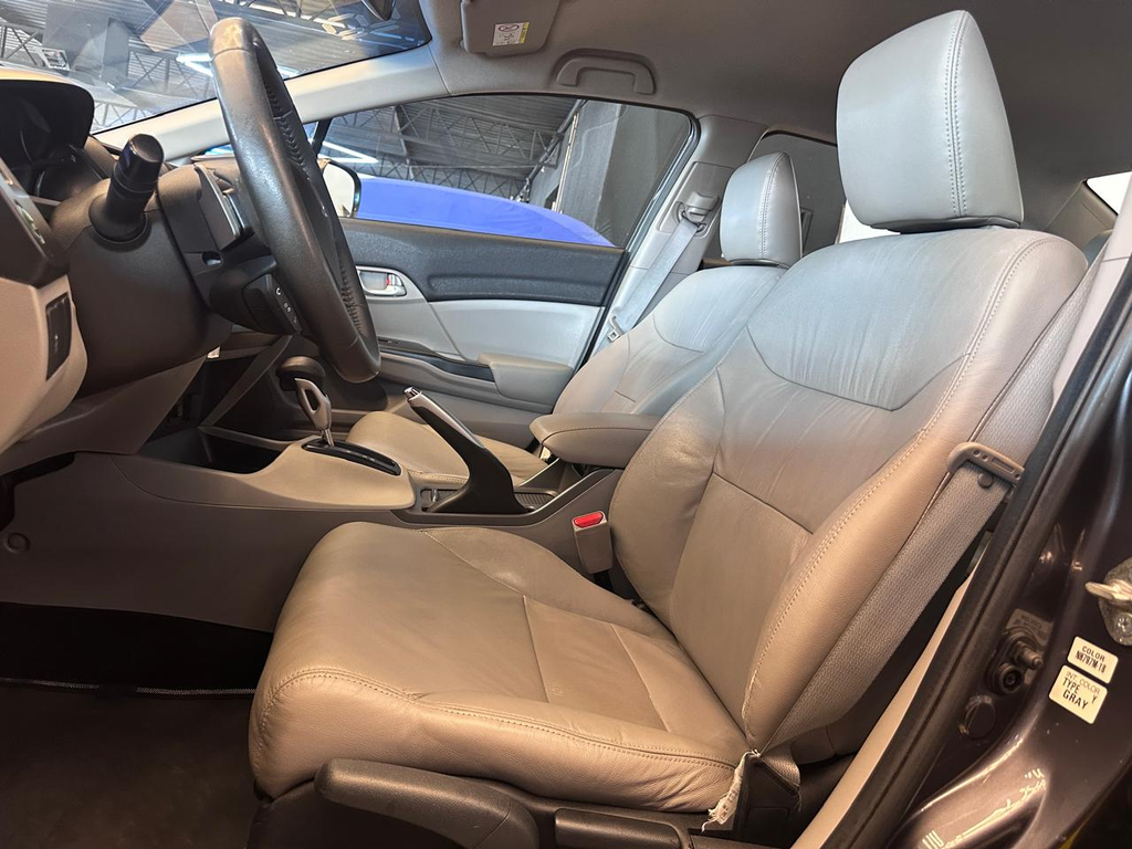 Honda Civic Cinza