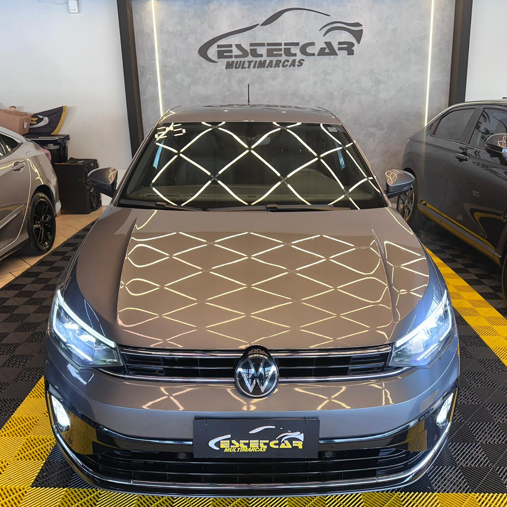 Volkswagen Virtus Cinza