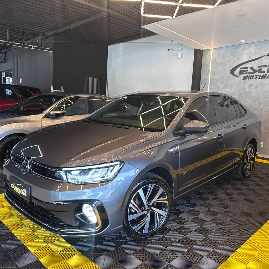 Volkswagen Virtus Cinza