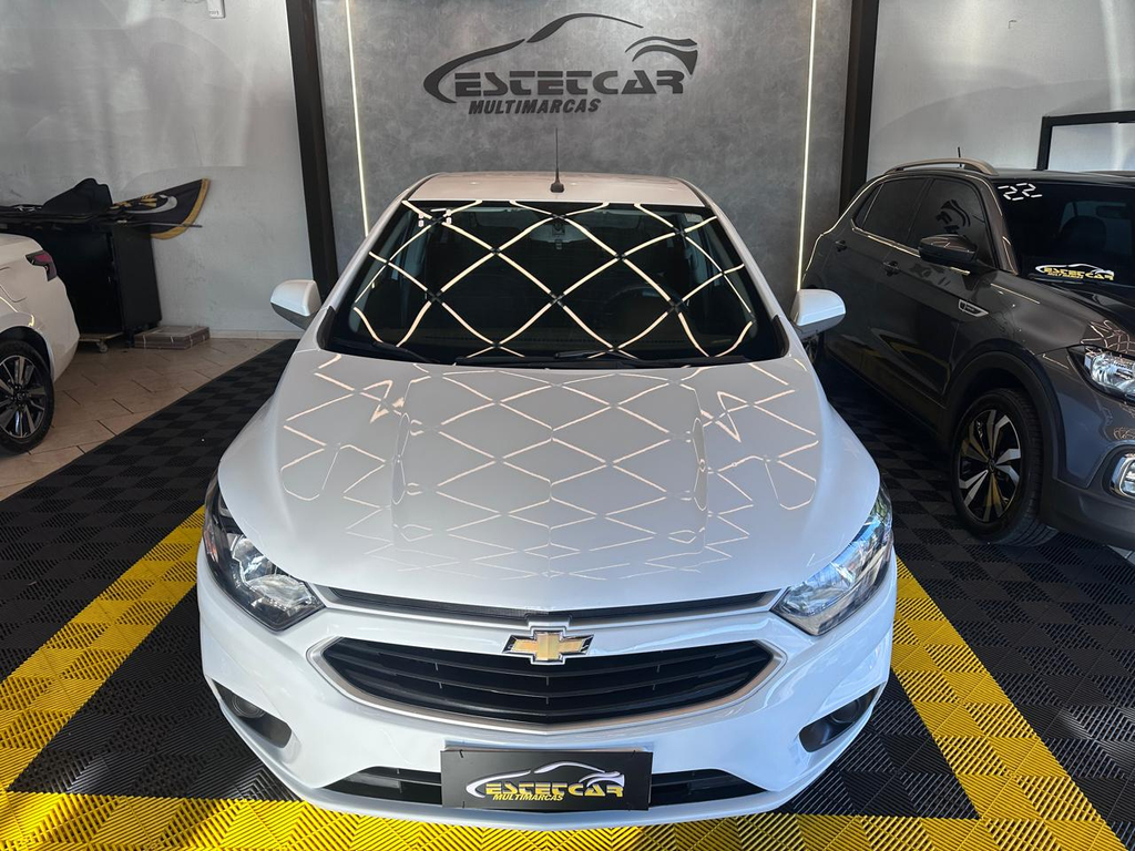 Chevrolet Onix Branco