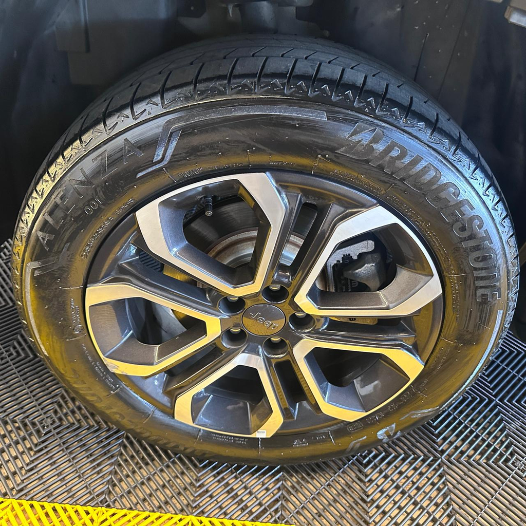 Jeep Commander Branco