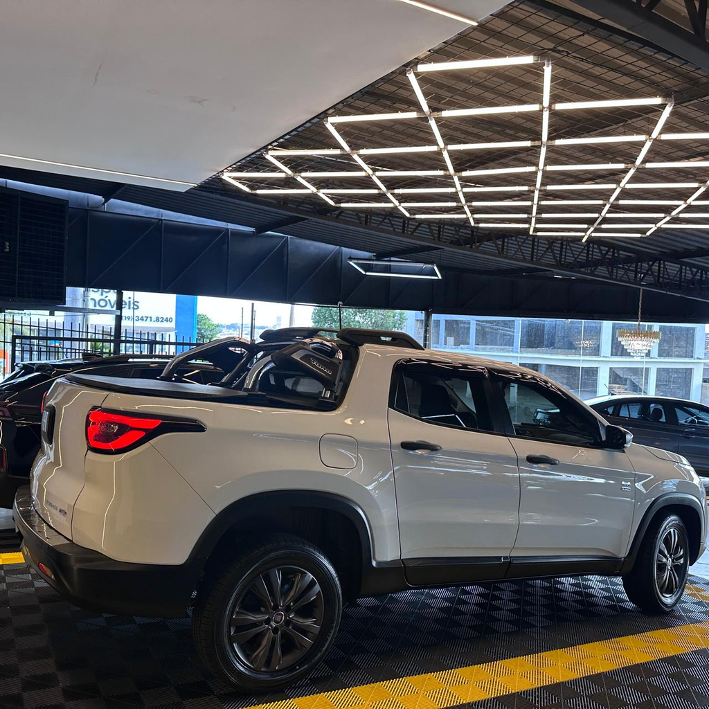 Fiat Toro Branco