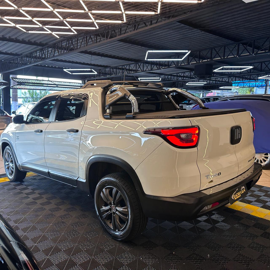 Fiat Toro Branco