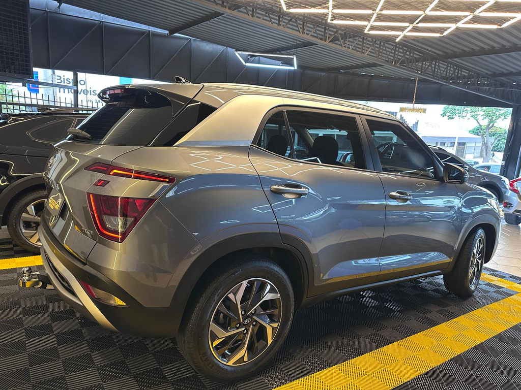Hyundai Creta Cinza