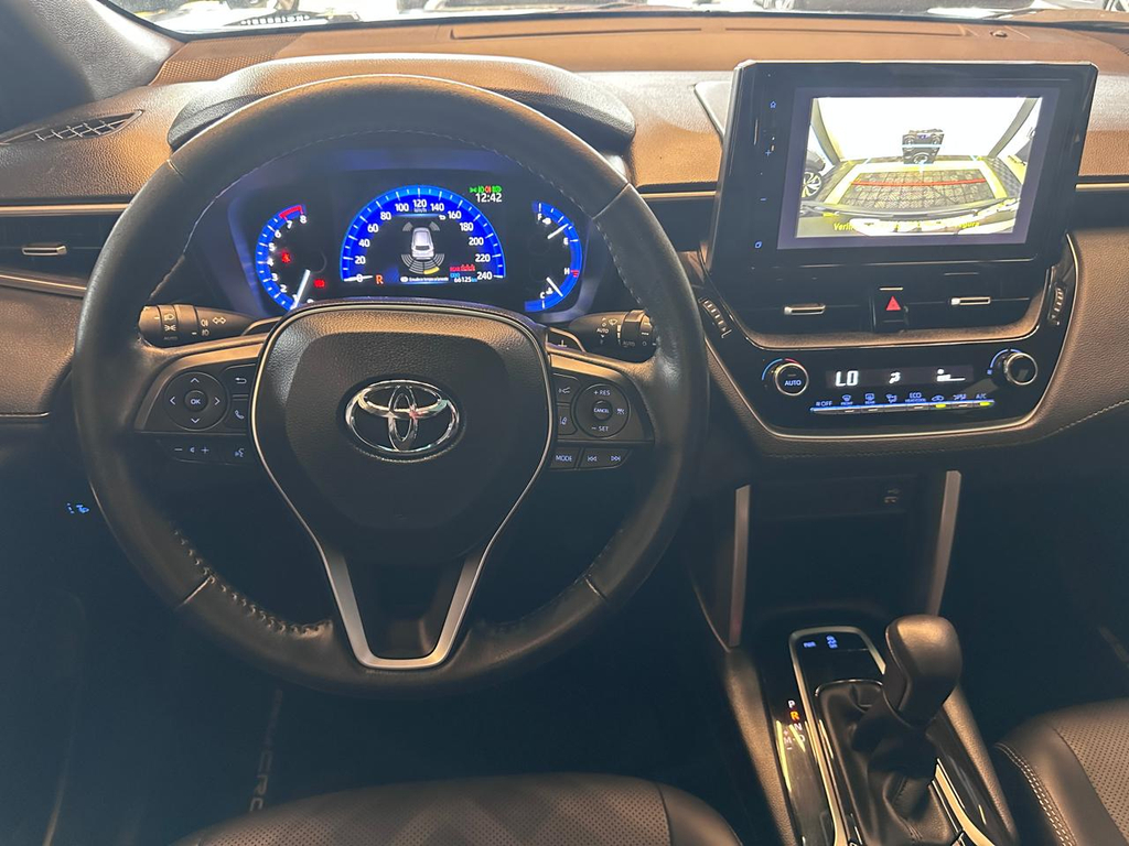 Toyota Corolla Cross Preto