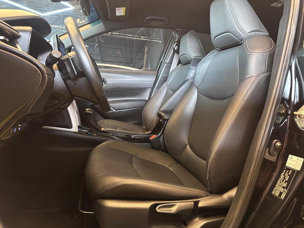 Toyota Corolla Cross Preto