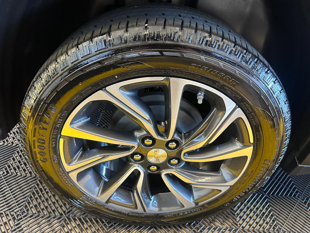 Chevrolet Tracker Prata