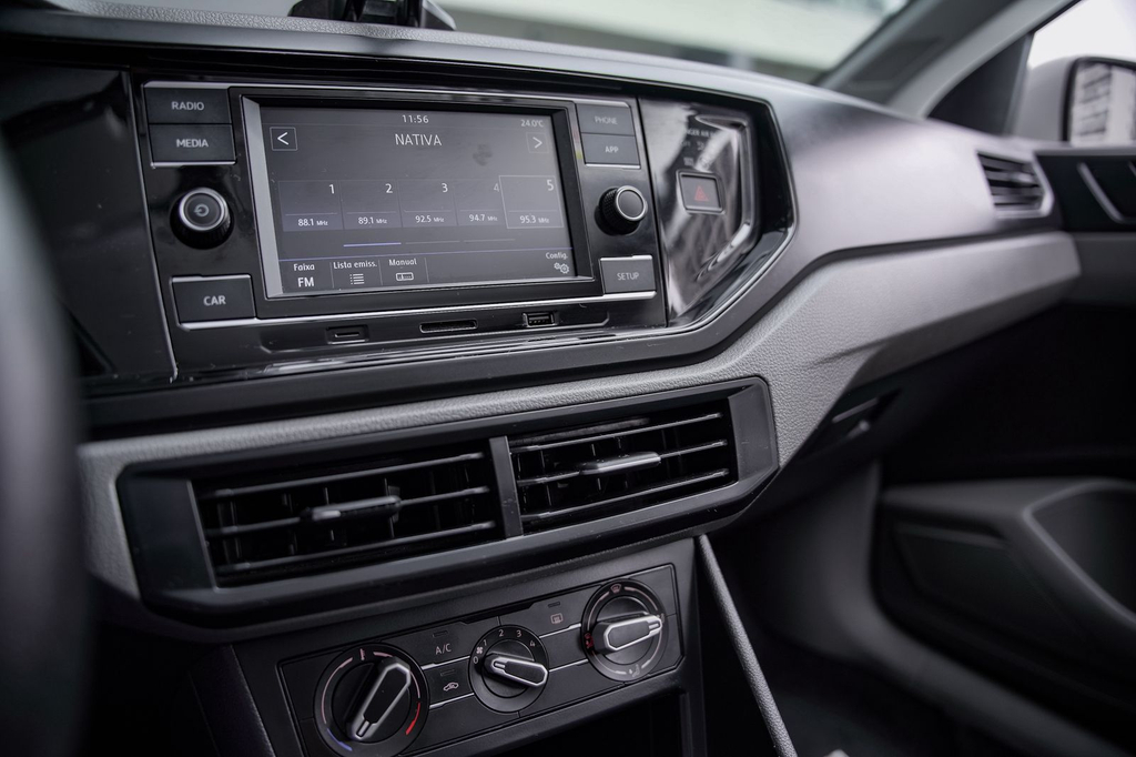 Volkswagen Polo Branco