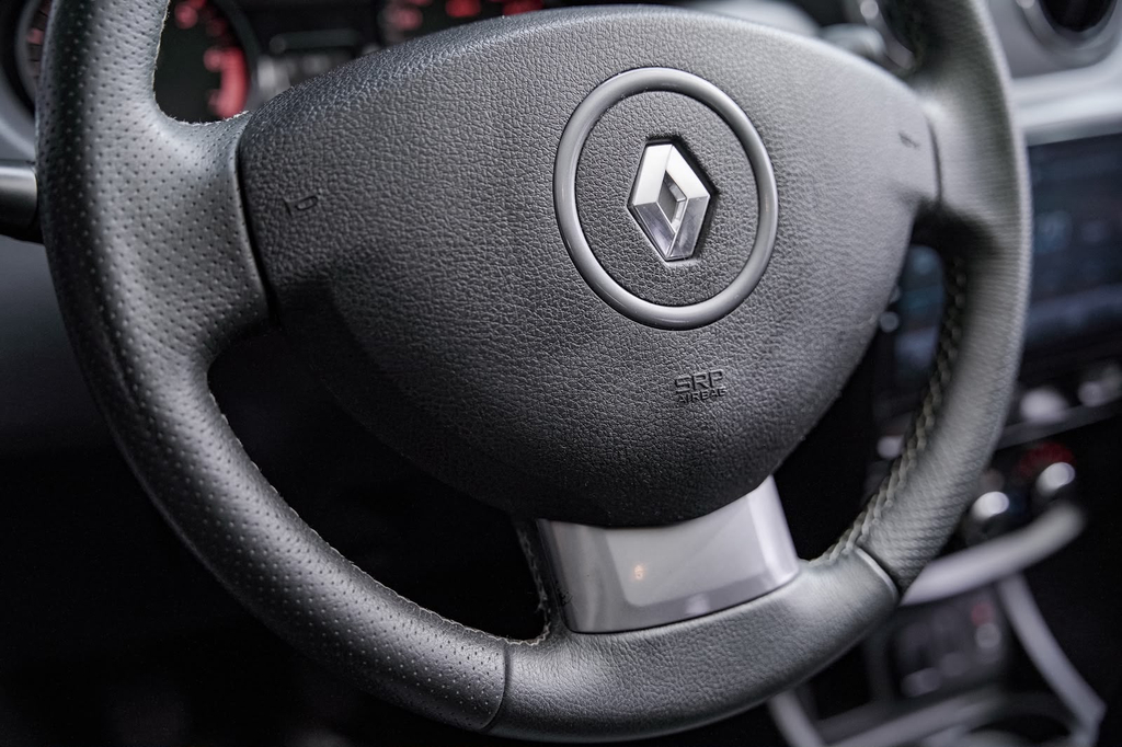 Renault Duster Branco