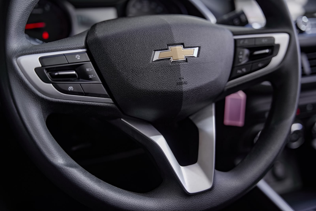 Chevrolet Onix Sedan Preto