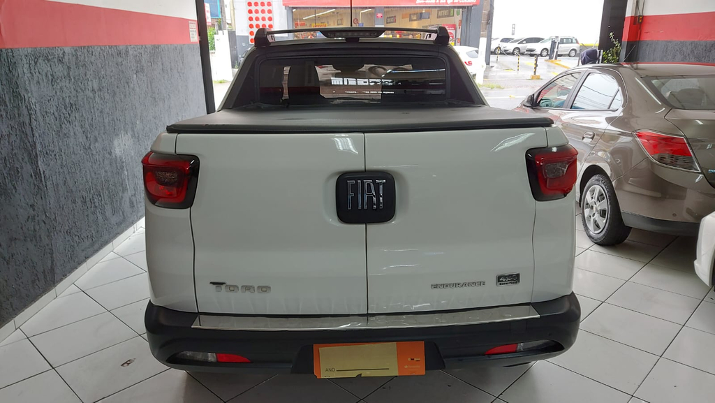 Fiat Toro Branco