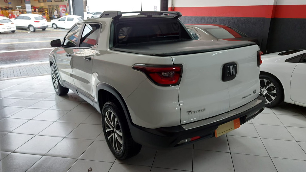 Fiat Toro Branco
