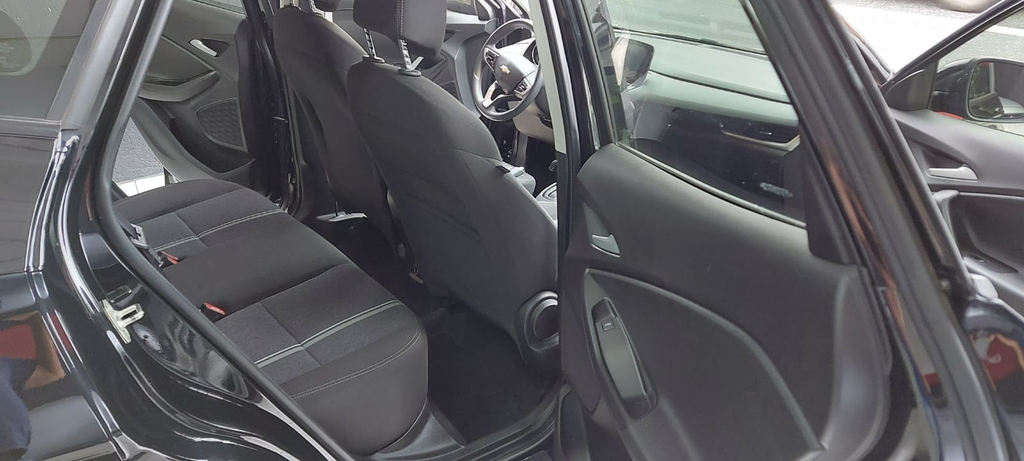 Chevrolet Tracker Preto