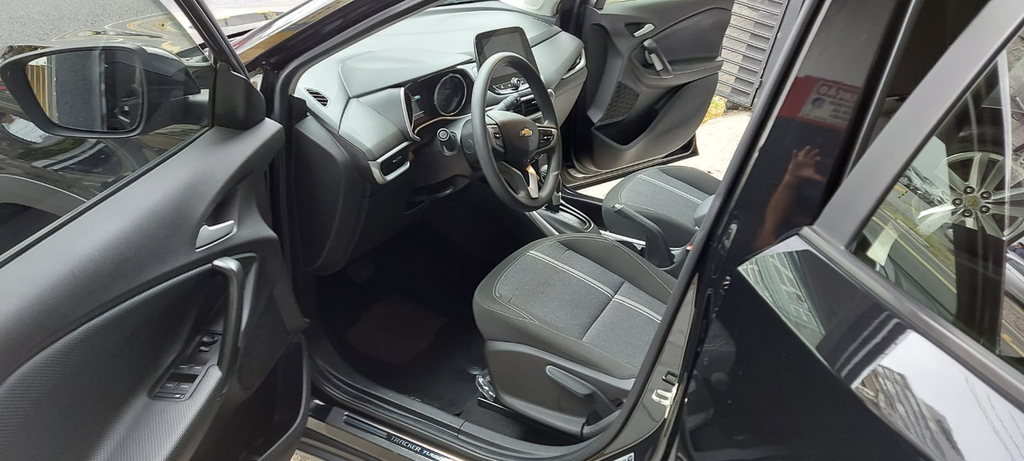 Chevrolet Tracker Preto