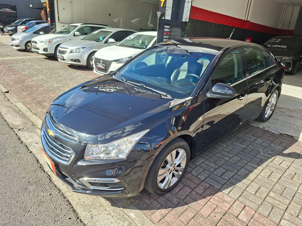 Chevrolet Cruze Sedan Preto