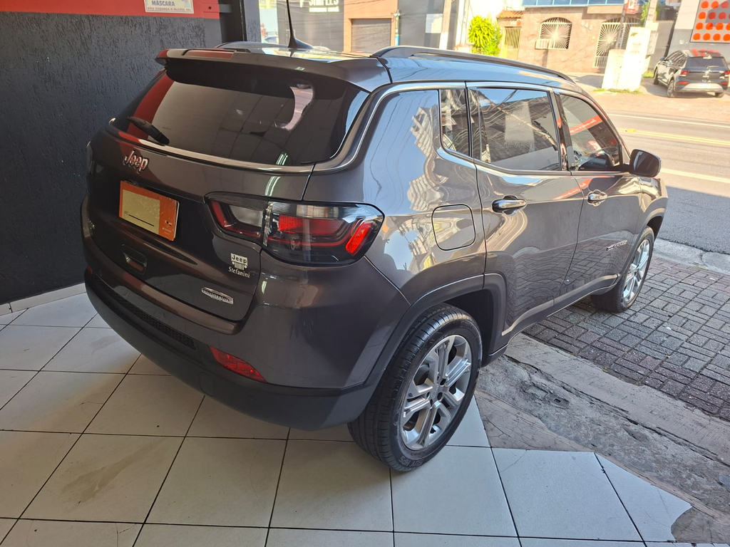 Jeep Compass Cinza