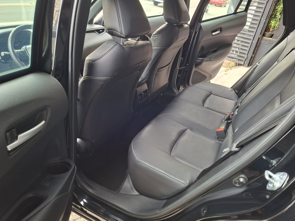 Toyota Corolla Cross Preto