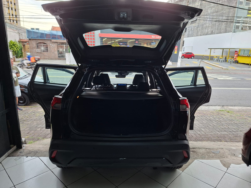 Toyota Corolla Cross Preto