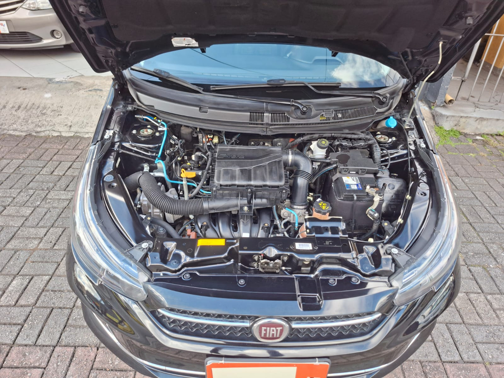 Fiat Cronos Preto