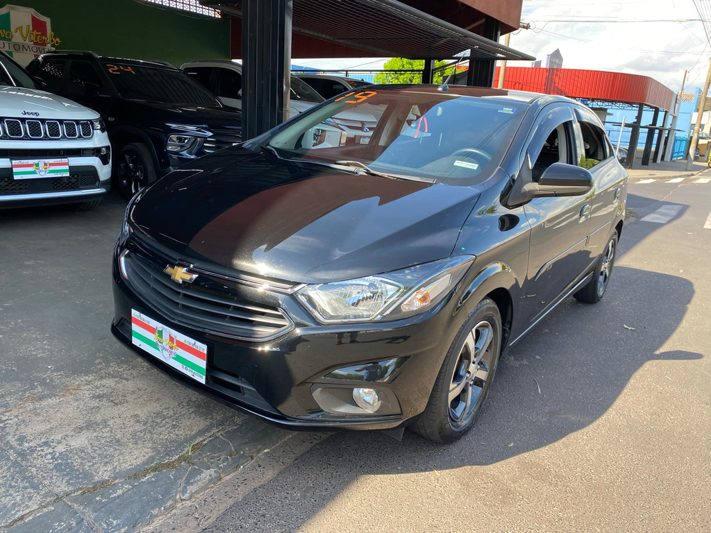 Chevrolet Onix Preto