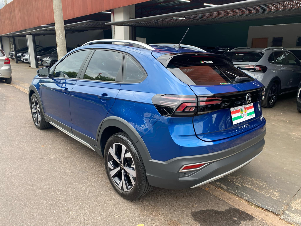 Volkswagen Nivus Azul