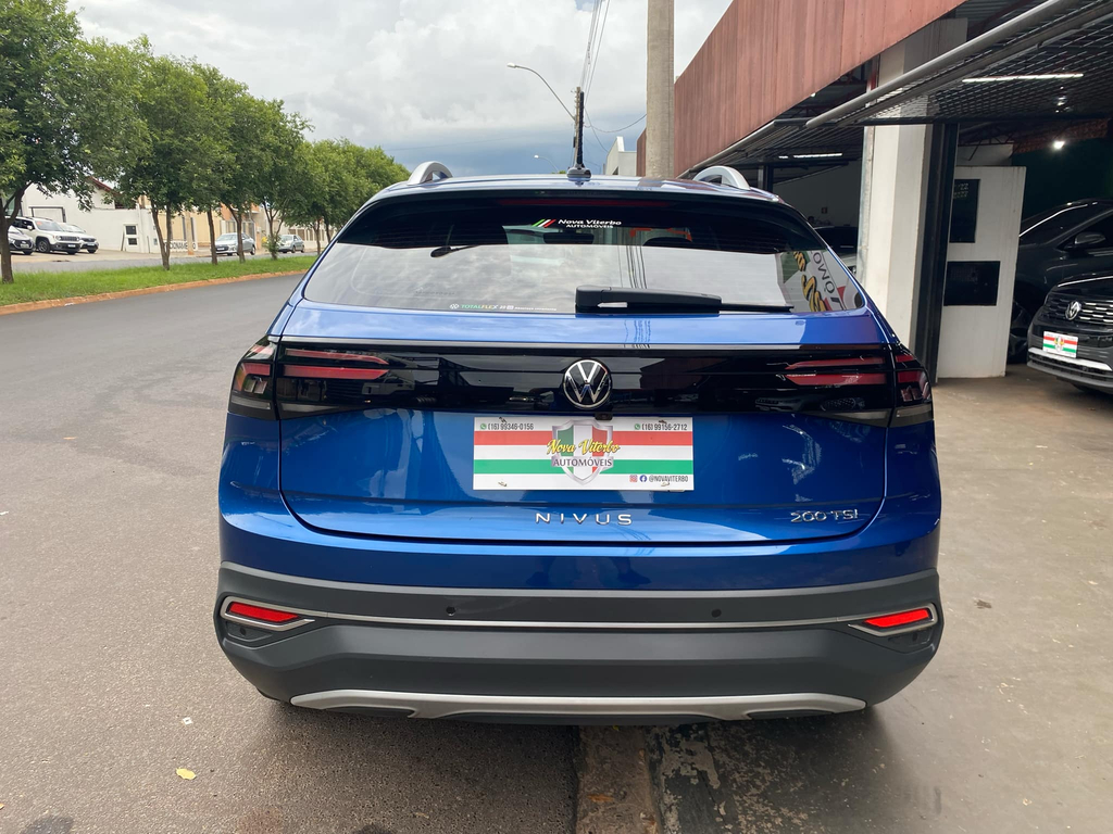 Volkswagen Nivus Azul