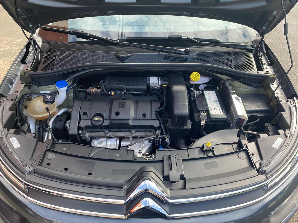 Citroen C4 Cactus Cinza