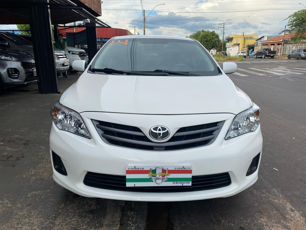 Toyota Corolla Branco
