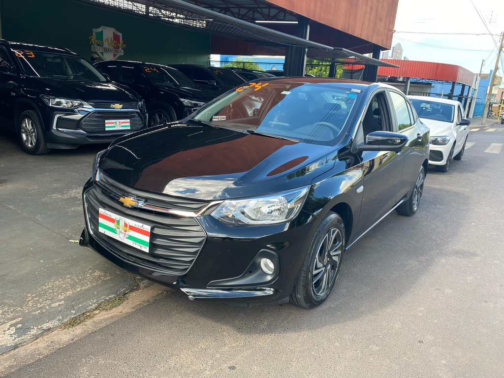 Chevrolet Onix Preto