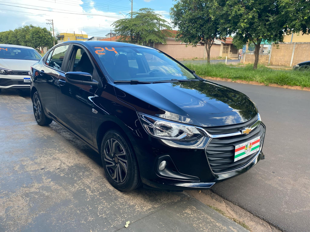 Chevrolet Onix Preto