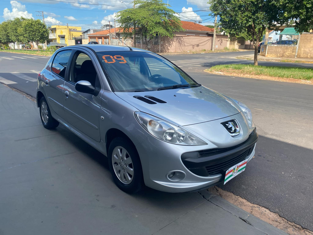 Peugeot 207 Prata