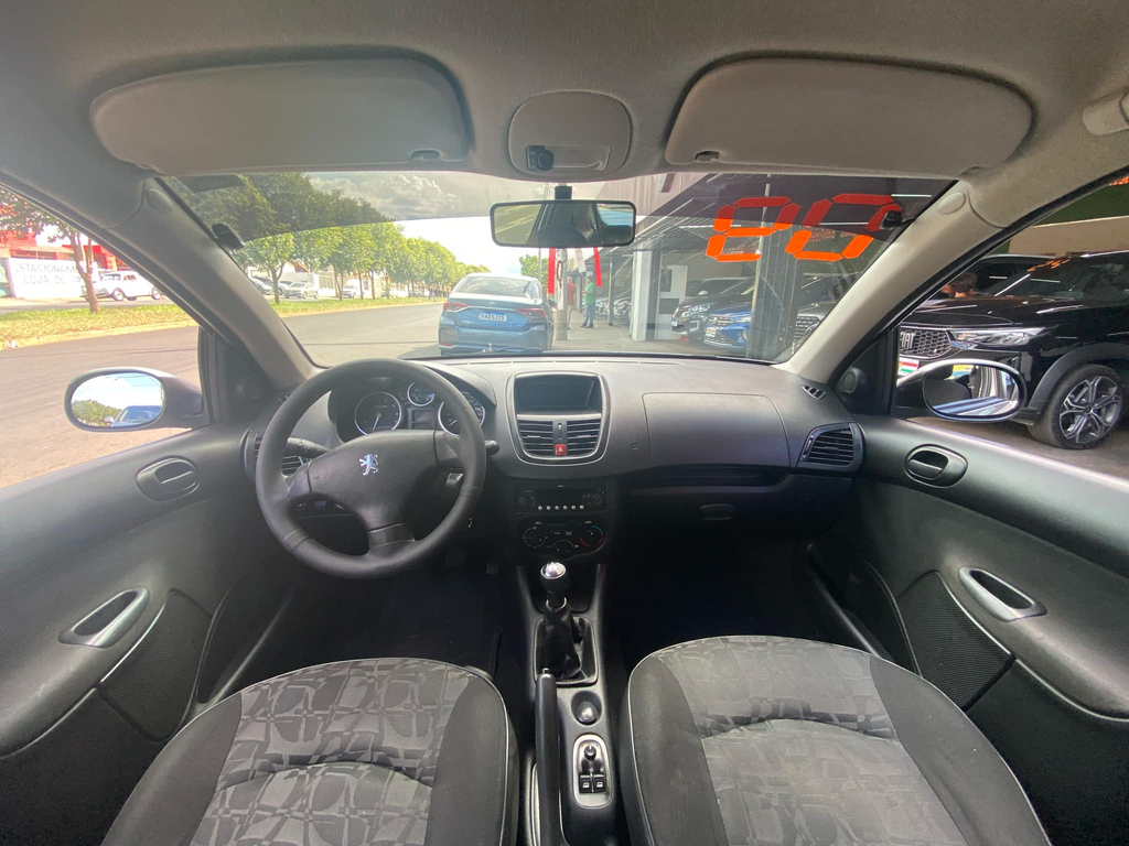 Peugeot 207 Prata