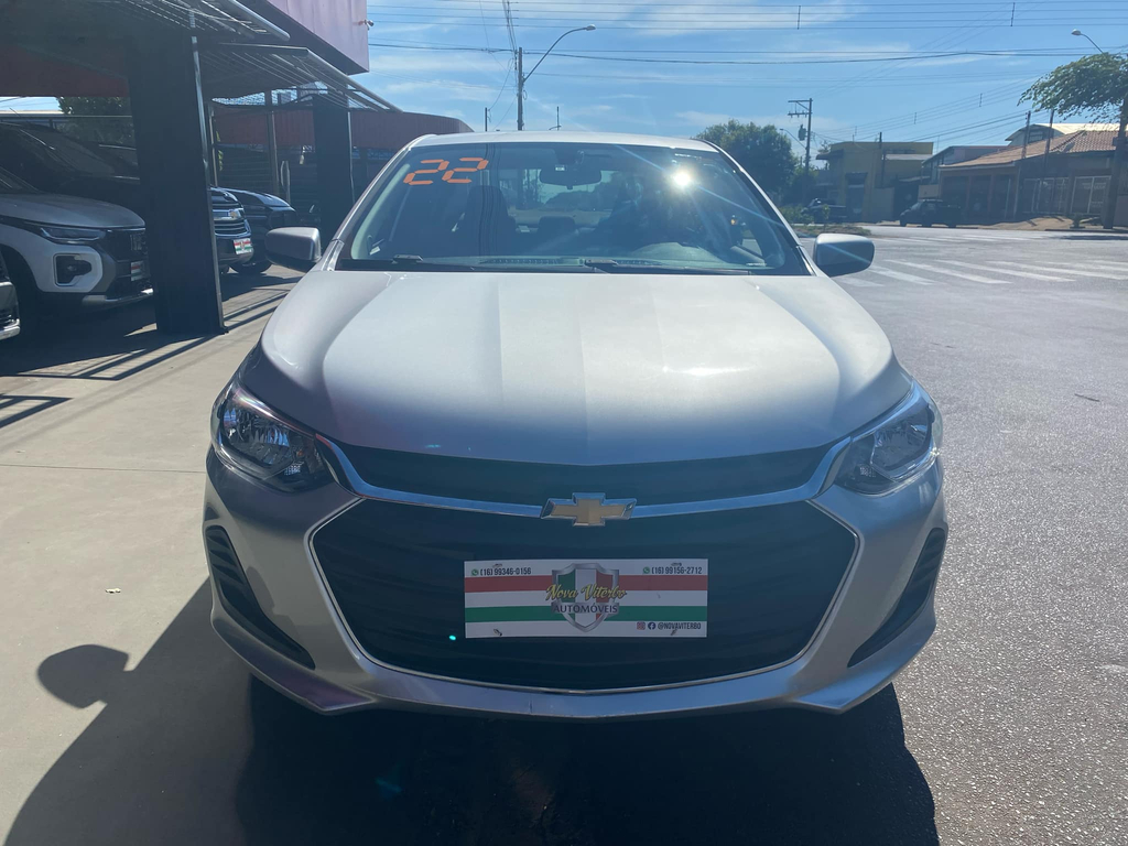Chevrolet Onix Prata