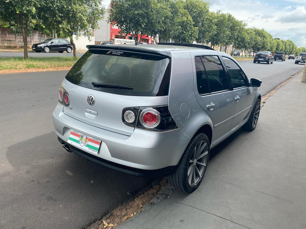 Volkswagen Golf Prata