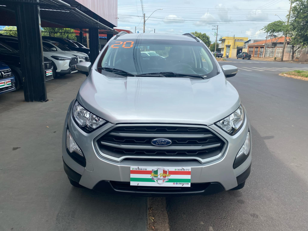 Ford EcoSport Prata