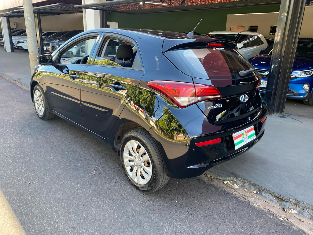 Hyundai HB20 Preto