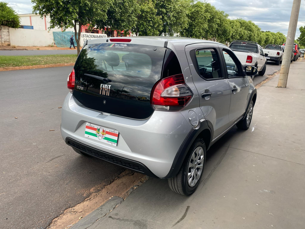 Fiat MOBI LIKE Prata